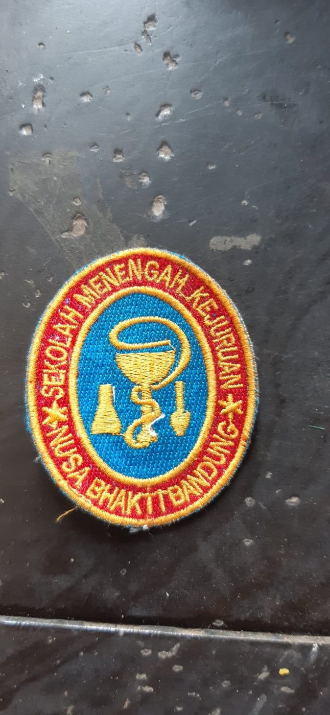 Bordir Emblem Institusi hasil produksi Tiva Bordir Komputer